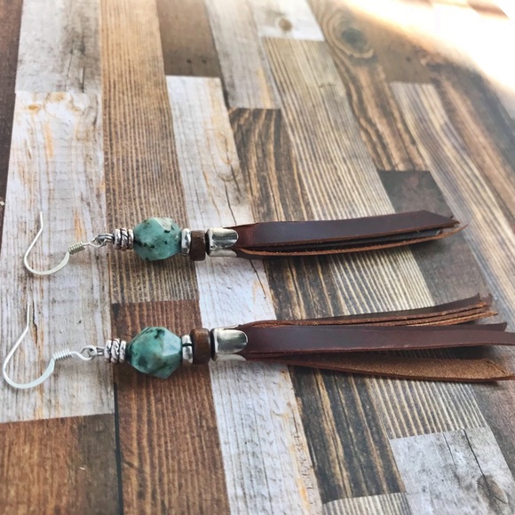 🔸LAST PAIR! Hand Crafted Leather Tassel Earrings - Picture 2 of 3